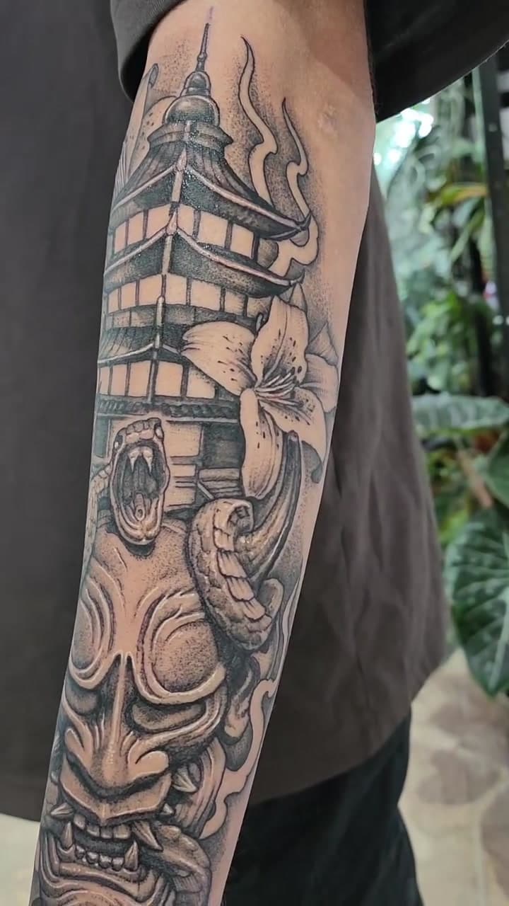 Traditional tattoo work 12